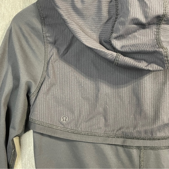 Lululemon Athletica Women’s Dance Studio Jacket Size 4 Lightweight Hoodie Black - Picture 12 of 12